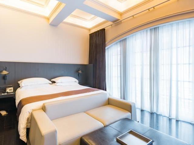 Jinjiang Inn Nanjing Road Pedestrian Streeteast Asia Hotel Shanghai Exteriör bild